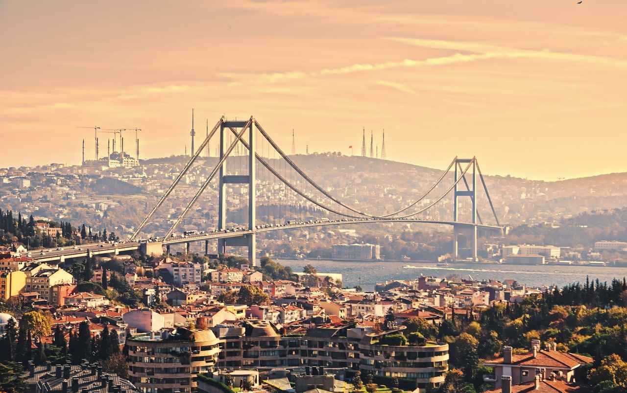 Ulaşım Seçenekleri ve Mesafe Bilgisi