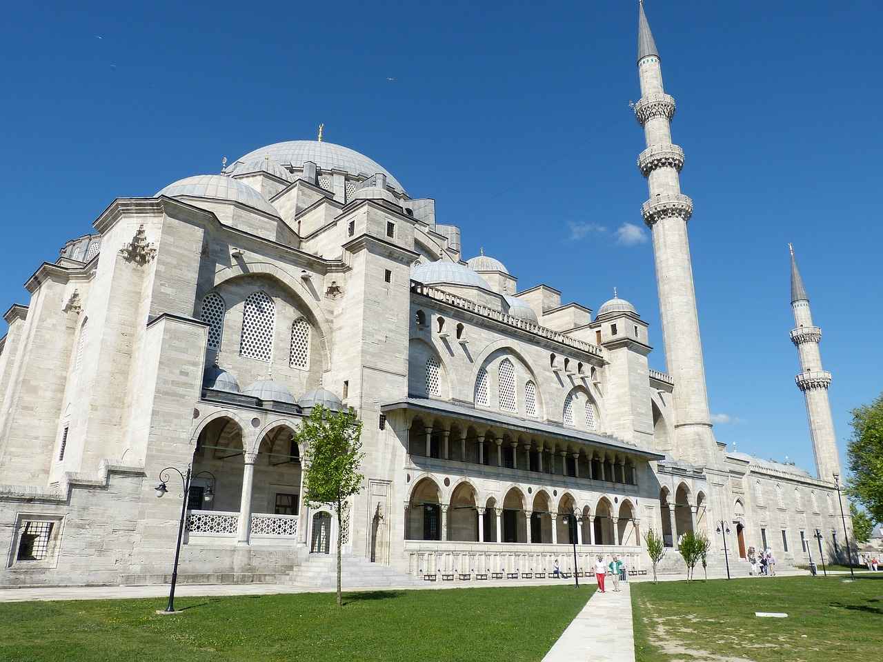 Ulaşım Seçenekleri ve Mesafe Bilgisi