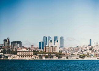 Harbiye Hilton İstanbul Boğazı: Cumhuriyet Caddesi Şişli’de Neler Var?