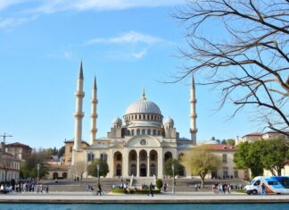 Türkiye’de Yeni Bir Dönem Başlıyor: Yerel Yönetimler ve Gelecek Planları A New Era is Beginning in Turkey: Local Governments and Future Plans